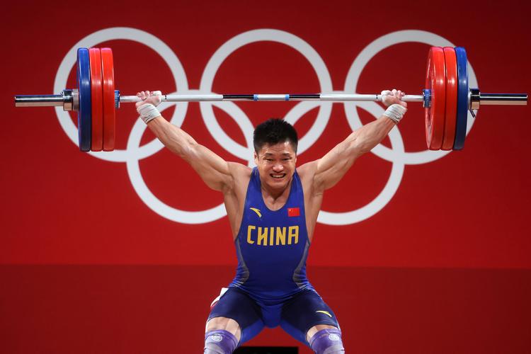 吕小军：中国力量的不老“军神”，东京奥运再夺金