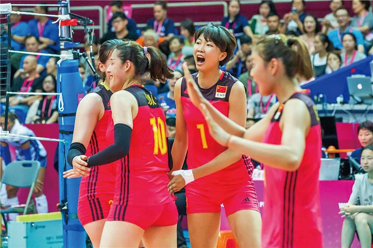 2022女排亚洲杯激战正酣：中国女排强势晋级，八强对决引爆激情！