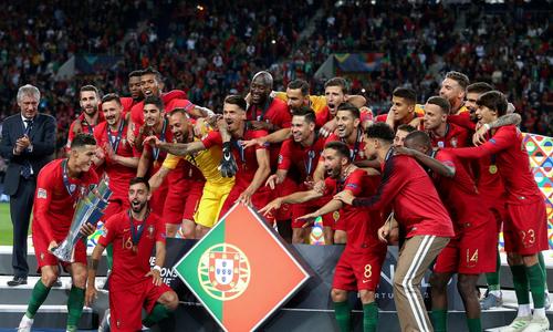 葡萄牙晋级欧洲杯，C罗里程碑之夜：99球创纪录